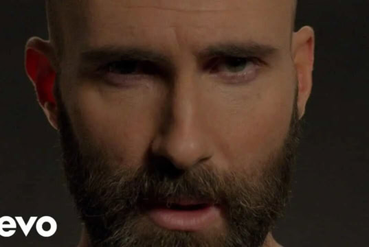 Lirik Lagu Memories dan Terjemahan - Maroon 5