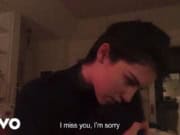 Lirik Lagu Miss You I'm Sorry dan Terjemahan - Gracie Abrams