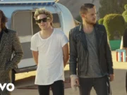 Lirik Lagu Steal My Girl dan Terjemahan - One Direction