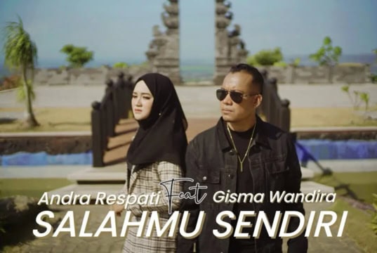 Lirik Lagu Salahmu Sendiri - Andra Respati, Gisma Wandira