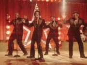 Lirik Lagu Smokin Out The Window - Bruno Mars, Anderson .Paak, Silk Sonic (Terjemahan)