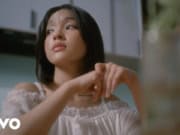 Lirik Lagu Buku Karangan - Elsa Japasal