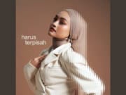 Lirik Lagu Harus Terpisah - Eltasya